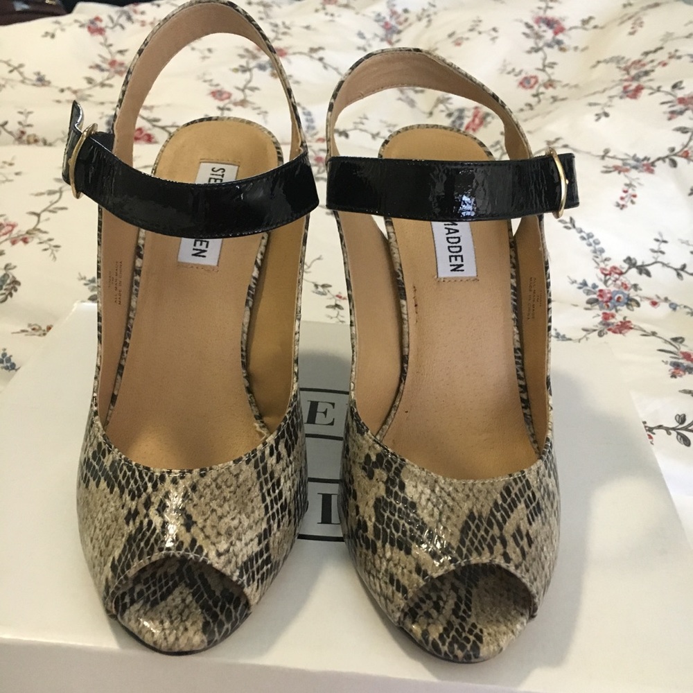Steve Madden Tinah Heels